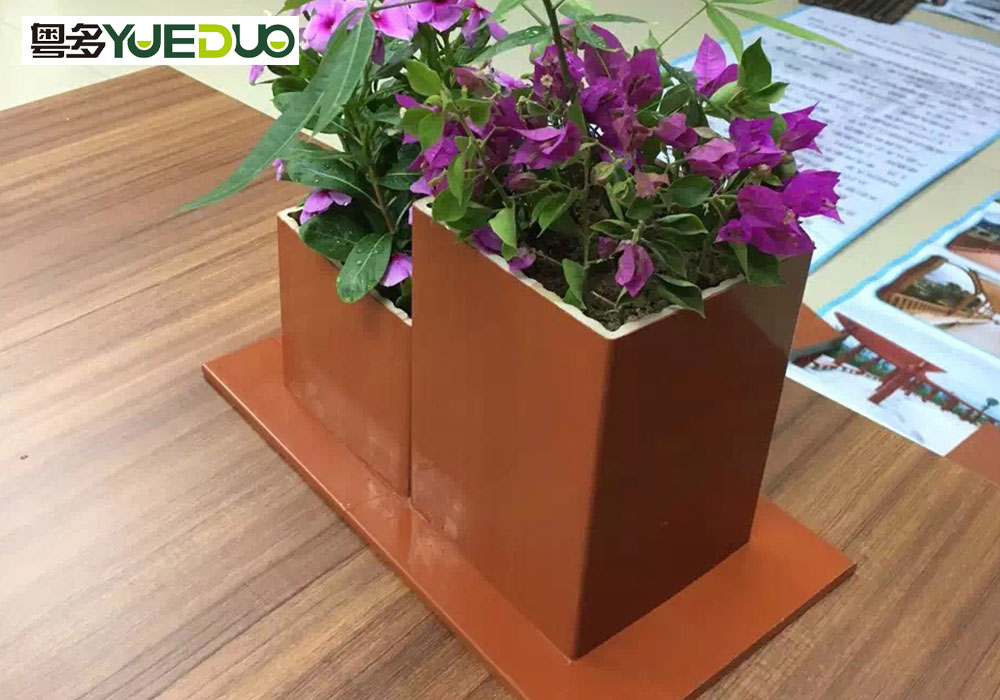 Flower box 